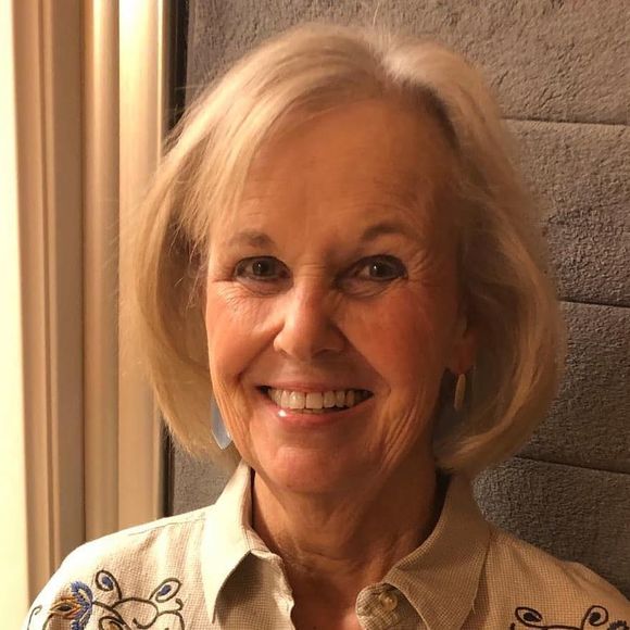 Meet your Posher, Barbara farris - Picture 1 of 1